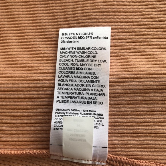 WHBM Forme Ribbed Stretch Tank - Picture 12 of 12